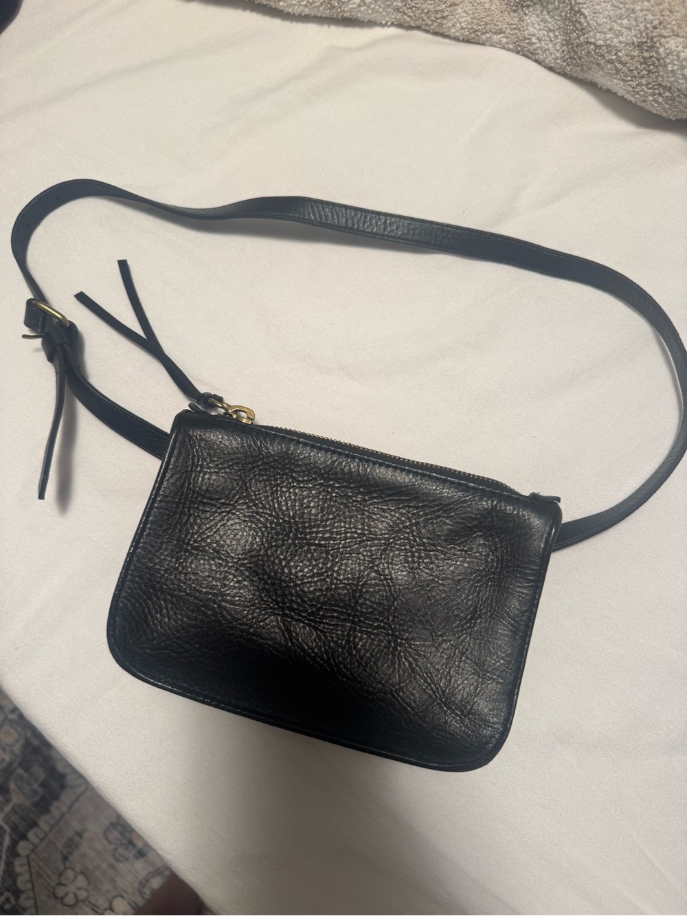Madewell The Simple Pouch Belt Bag - black leather - Picture 2 of 4